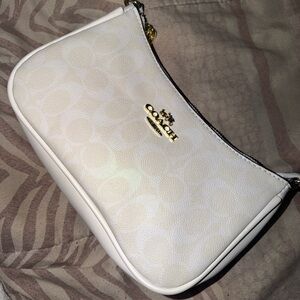 white coach teri shoulder bag